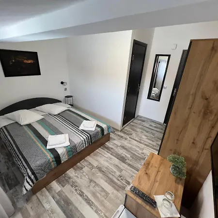 Pensiunea Luisa Guest house